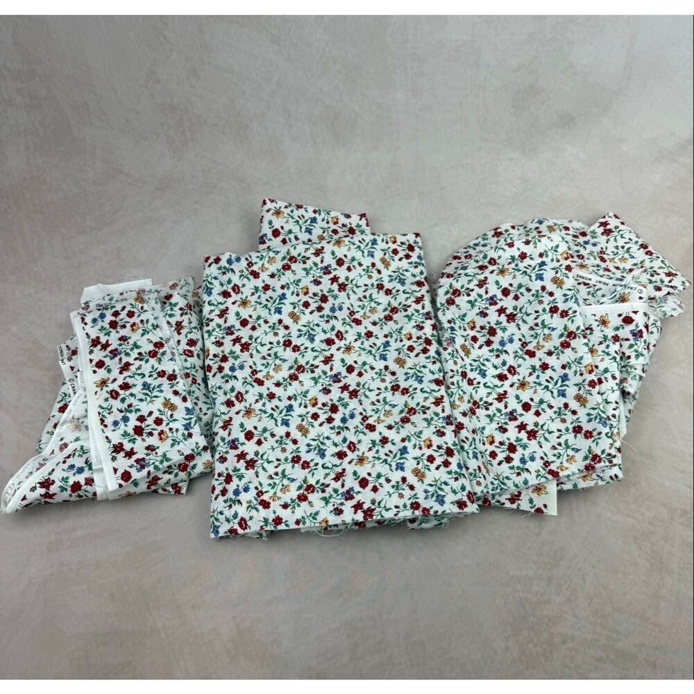 Vintage Fabric Scrap Lot 16x40” + Scraps Floral Ditsy